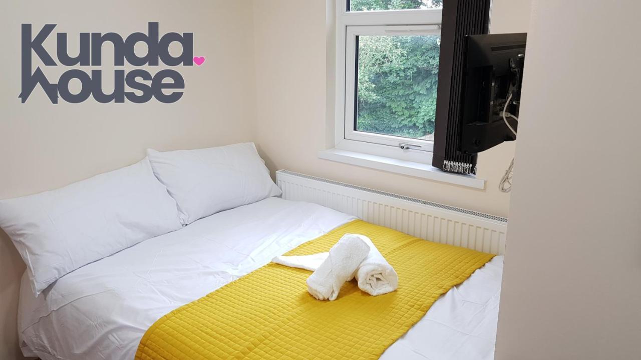 Villa Kunda House Bournbrook à Birmingham Extérieur photo