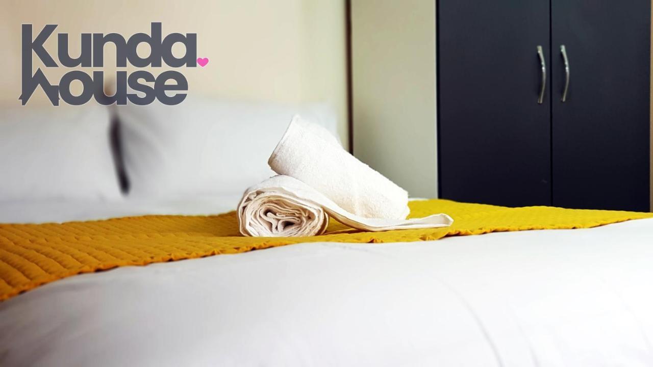 Hotel Kunda House Bournbrook à Birmingham Extérieur photo