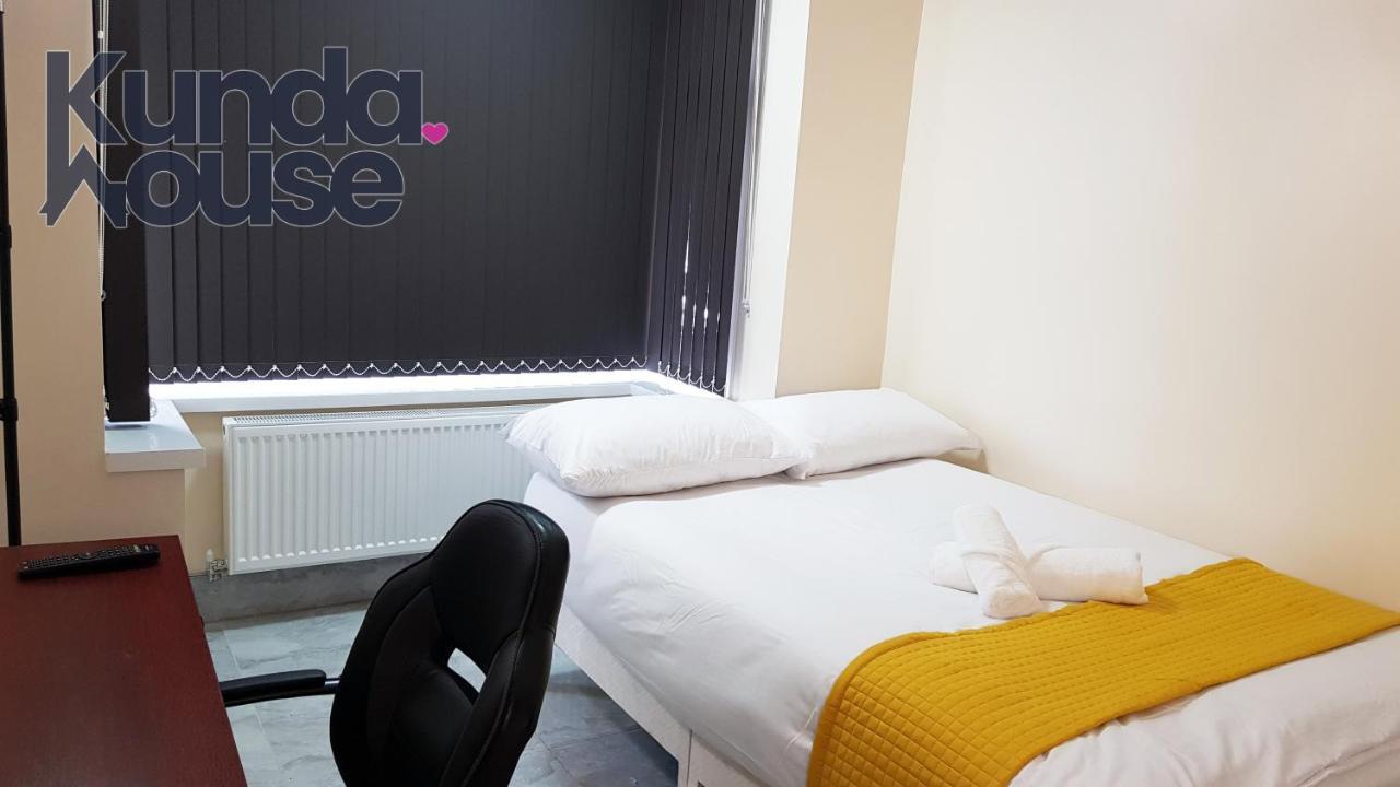 Hotel Kunda House Bournbrook à Birmingham Extérieur photo