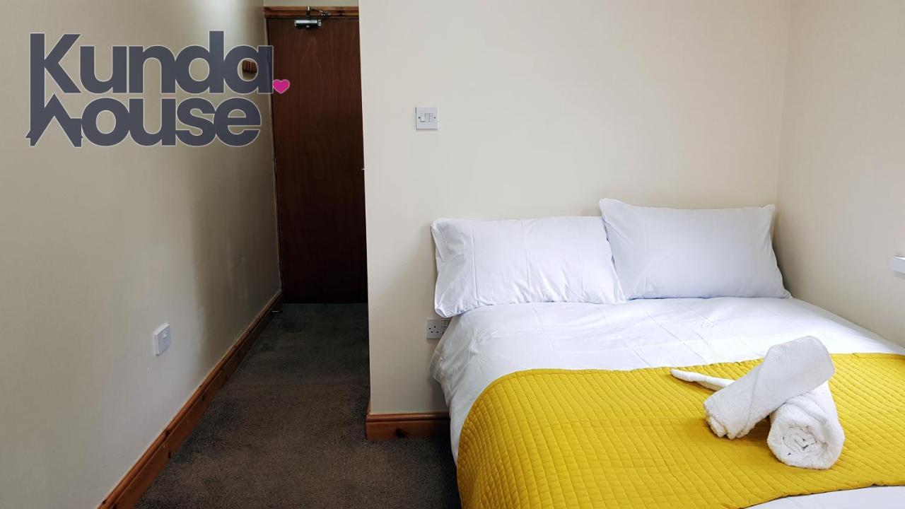 Hotel Kunda House Bournbrook à Birmingham Extérieur photo