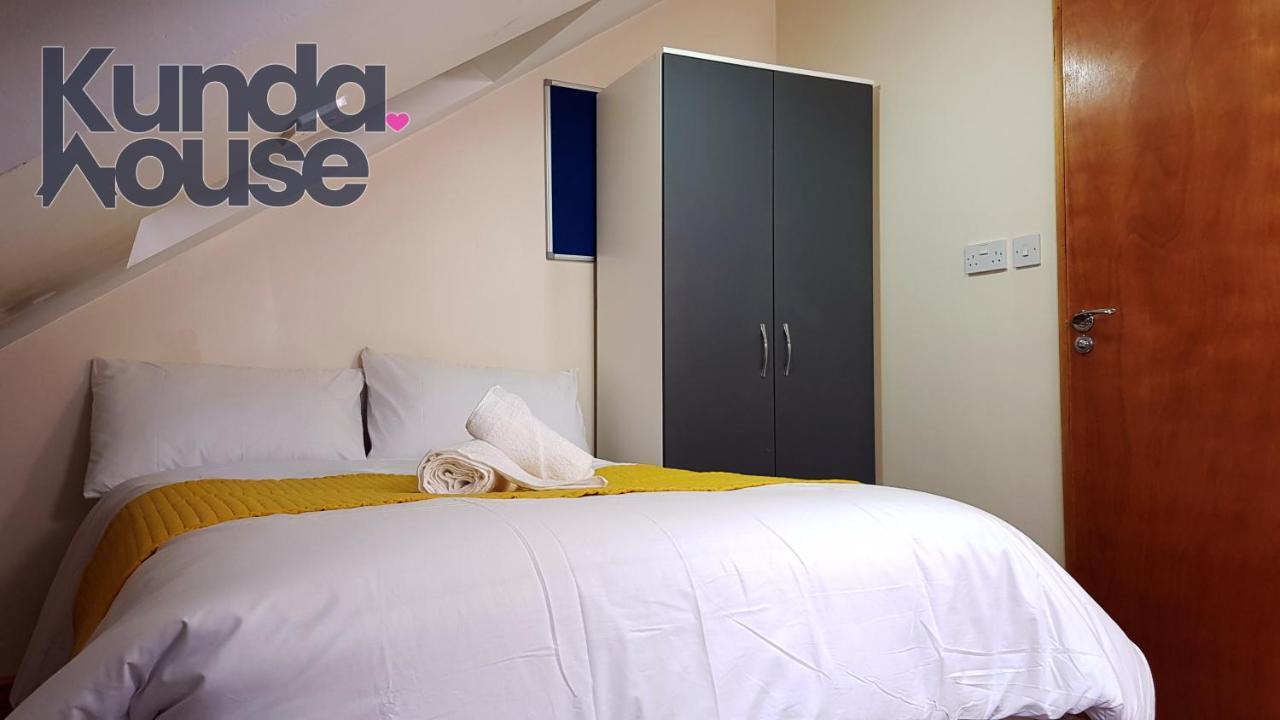Hotel Kunda House Bournbrook à Birmingham Extérieur photo